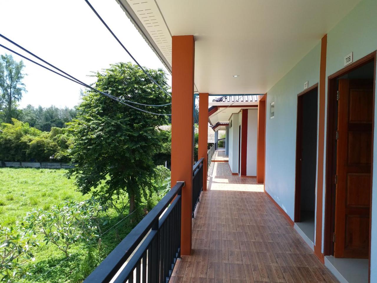 Tamarind Lanta Resort Ко-Ланта Экстерьер фото