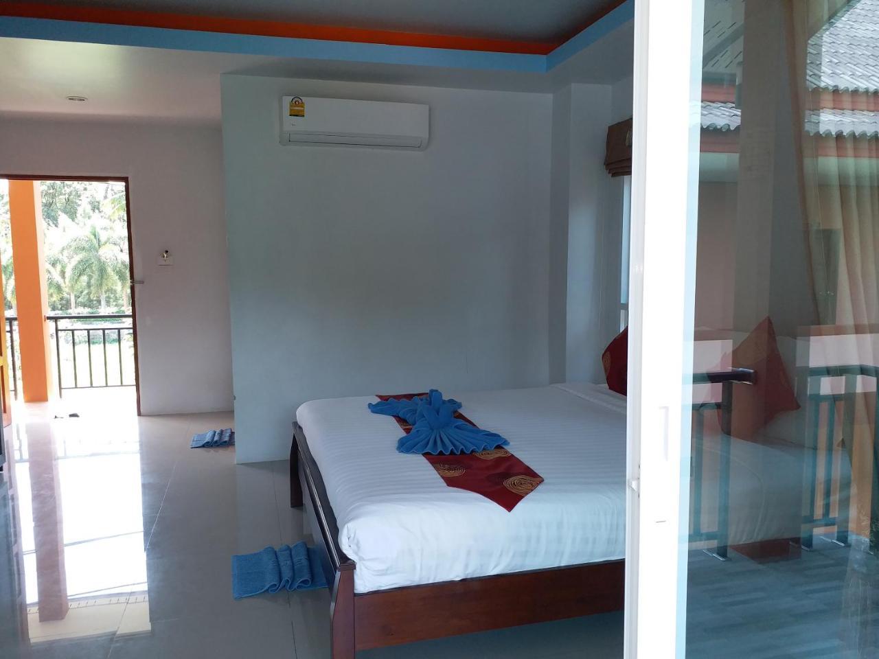 Tamarind Lanta Resort Ко-Ланта Экстерьер фото