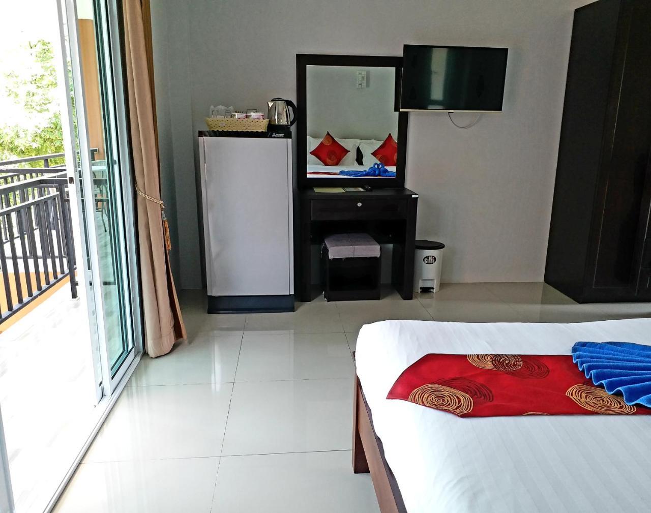 Tamarind Lanta Resort Ко-Ланта Экстерьер фото